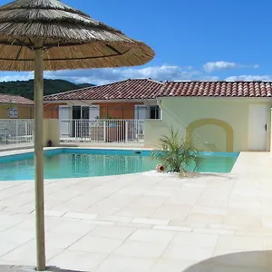 aux-couleurs-dardeche.hotels-rhonealpes.com/
